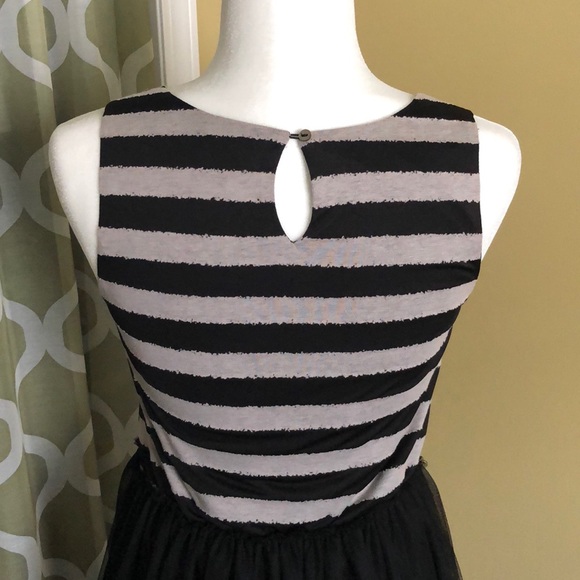 Hem & Thread Tulle Skirt Dress - Picture 6 of 16